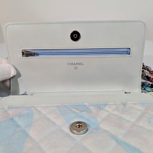 Chanel Jungle Jeans Quilted Fabric Wallet On Chain (WOC) - Picture 10 of 16